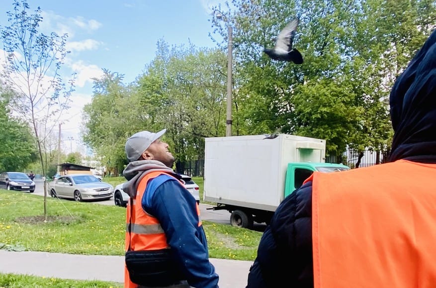 “Everyone’s fixated on Venus, it’s a bright planet”: Muscovites look to the skies to track down drones after Kremlin attack
