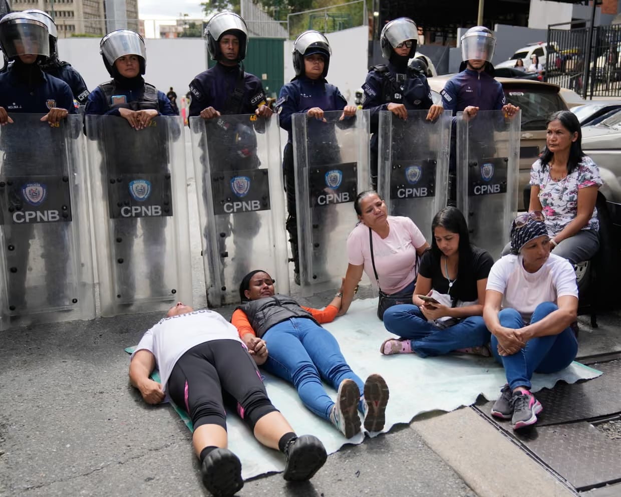 Oil for power: How Maduro’s cronies traded Venezuela’s natural resource wealth for Trump’s protection